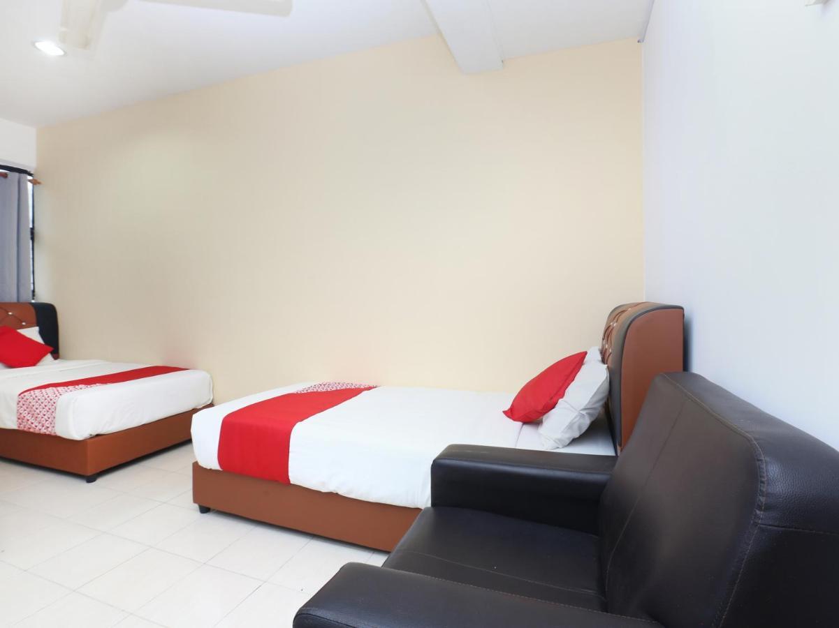 Oyo 89452 Best Eastern Hotel Kota Bharu Esterno foto